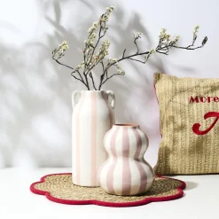 Ceramiczny wazon SOLVI 15 cm różowe pasy