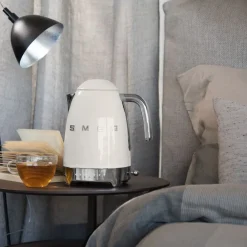 Czajnik KLF04CREU kremowy * SMEG Clearance