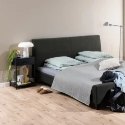 Czarna szafka nocna Seaford * Actona Clearance