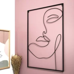 Dekoracja ścienna LINE FACE – metalowa