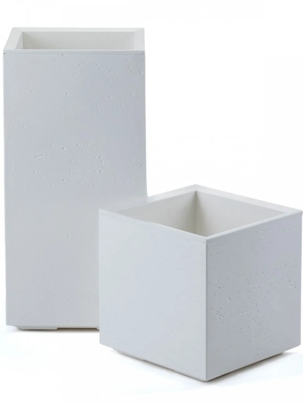 Donica Betonique na kółkach recykling beton kremowy 30x30xh30 cm