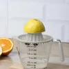 Dzbanek z miarką i wyciskarką 0,5L jasny beż