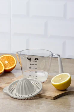 Dzbanek z miarką i wyciskarką 0,5L jasny beż