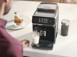 Ekspres do kawy automatyczny ciśnieniowy EP 2224/10 * Philips