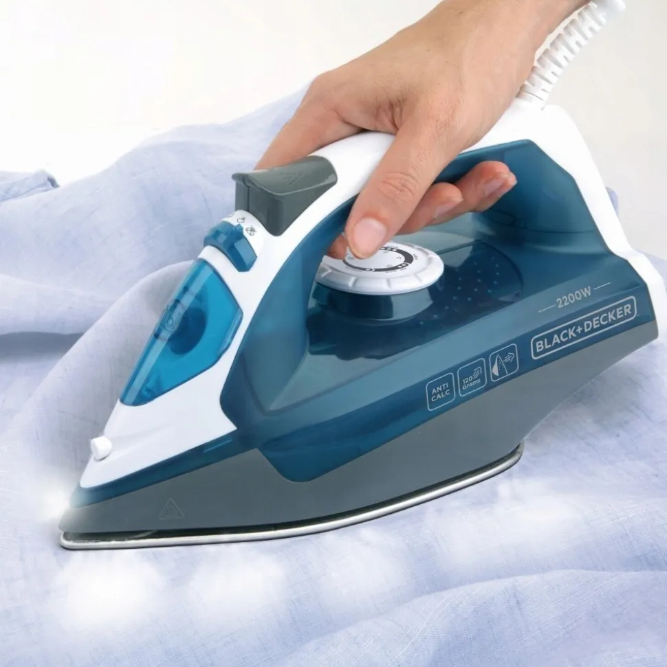 Żelazko Black+Decker BXIR2200E