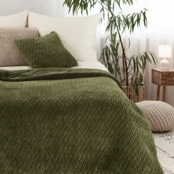 Koc KAYLA 130x160 cm ciemnozielony * EUROFIRANY B.B. Choczyńscy Sp.J. Discount