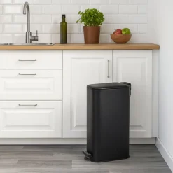 Kosz na śmieci 30 L Slim czarny