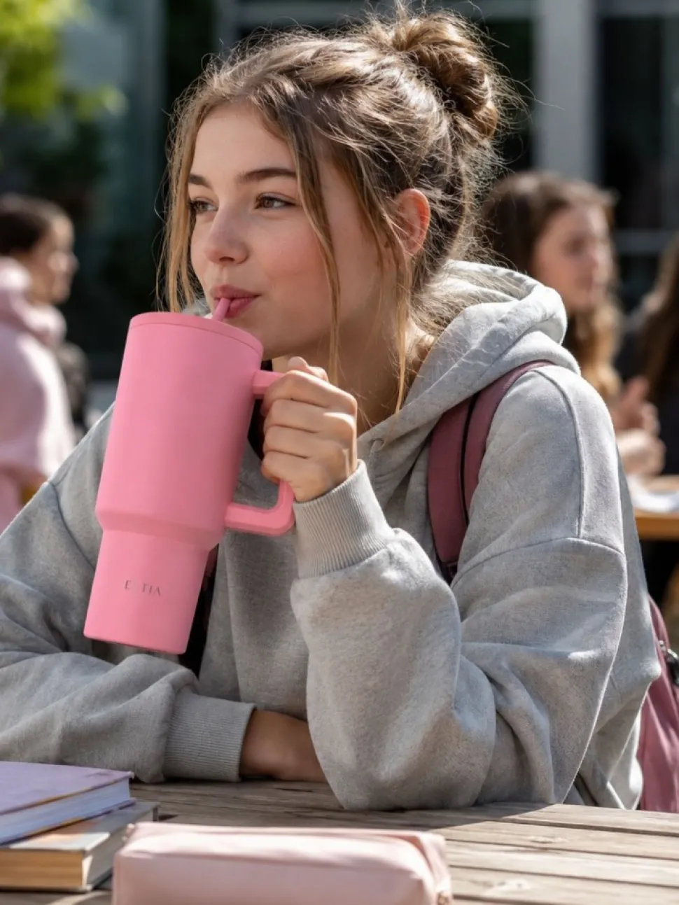Kubek termiczny ze słomką 900 ml Rose