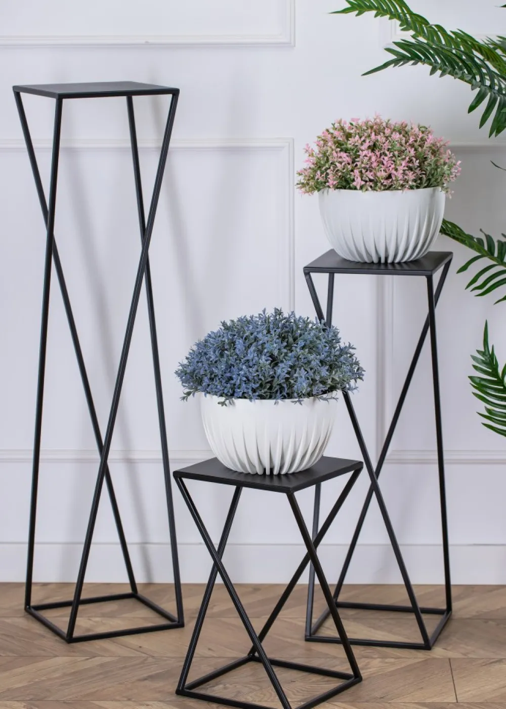 Kwietnik nowoczesny czarny stojący 40 cm * HowHomely Discount