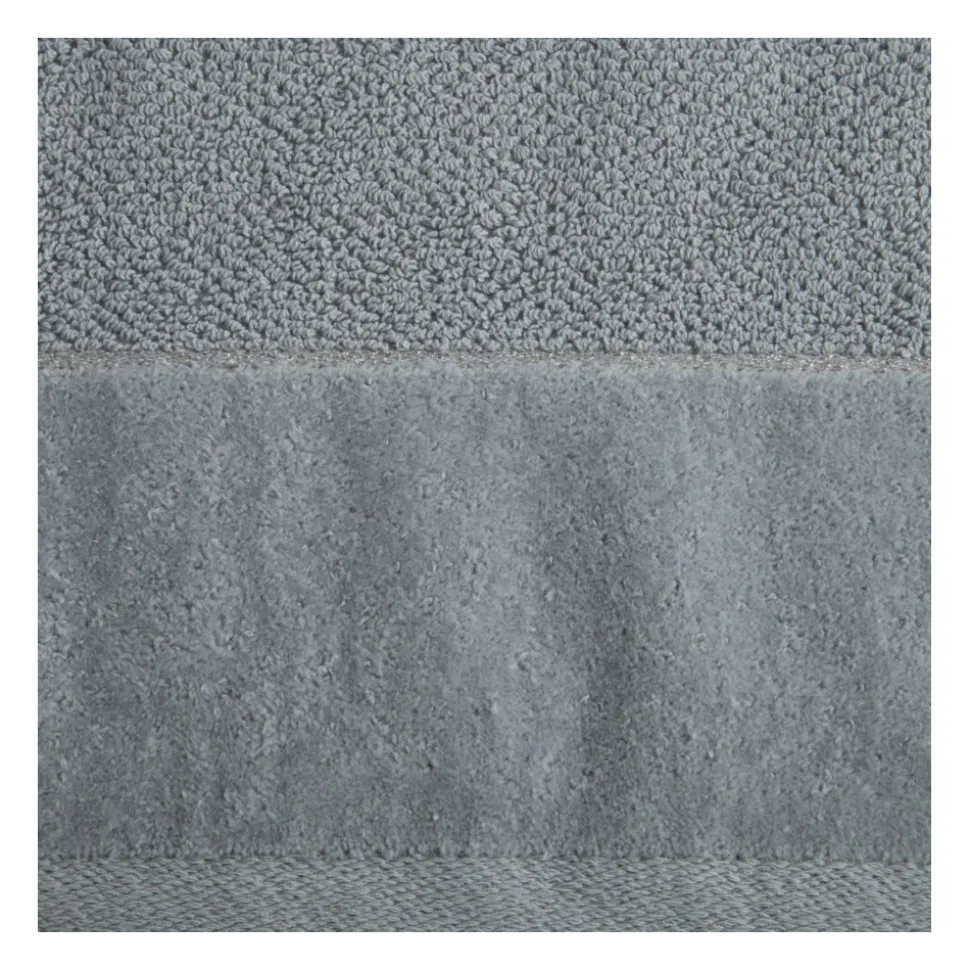 Mięsisty ręcznik kąpielowy ARIA srebrny 70x140 cm