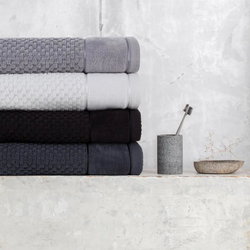 Mięsisty ręcznik FRIDA 70x140 biały * EUROFIRANY B.B. Choczyńscy Sp.J. Discount