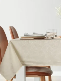 Obrus Isla 140x180 cm krem