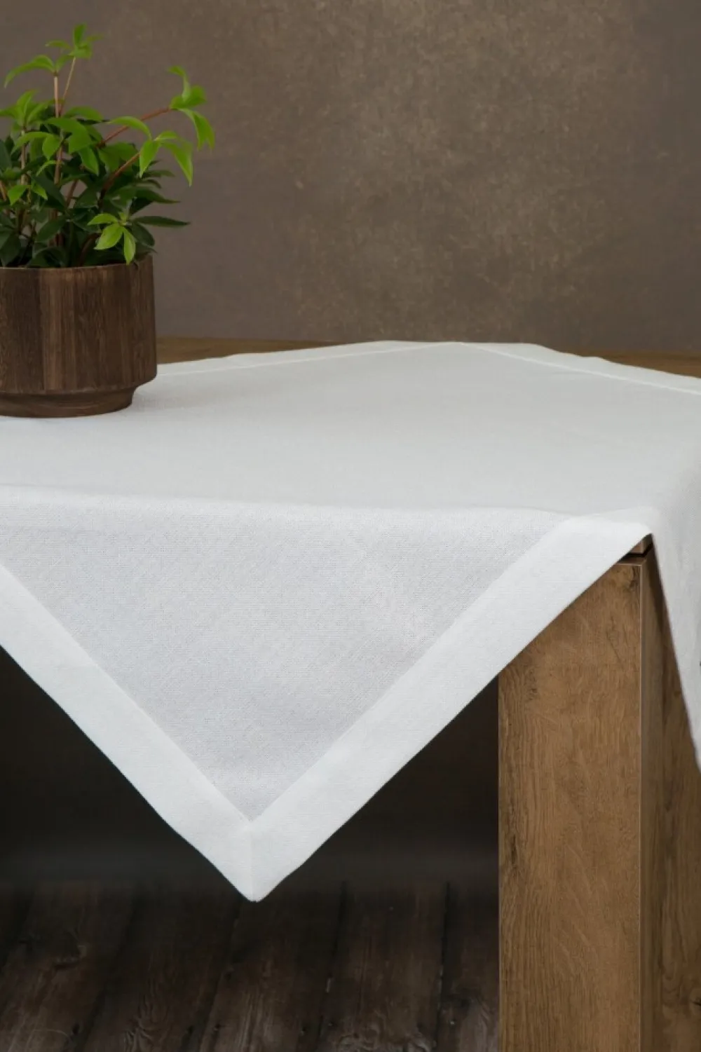 Obrus STELLA 2 85x85 cm biały * EUROFIRANY B.B. Choczyńscy Sp.J.