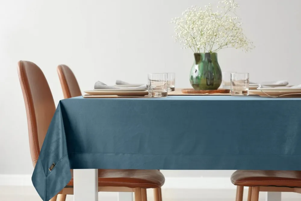 Obrus VELVET 145x260 cm granatowy * EUROFIRANY B.B. Choczyńscy Sp.J. Online
