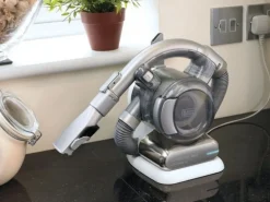 Odkurzacz ręczny BLACK+DECKER PD1820LF-QW