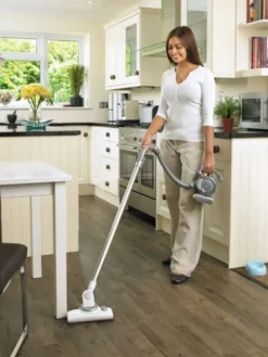 Odkurzacz ręczny BLACK+DECKER PD1820LF-QW