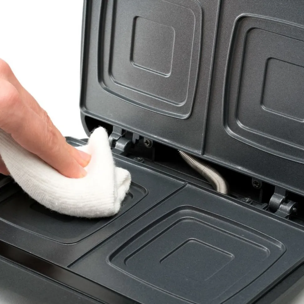 Opiekacz do kanapek BLACK+DECKER BXSA753E