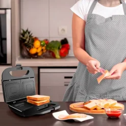 Opiekacz do kanapek BLACK+DECKER BXSA753E