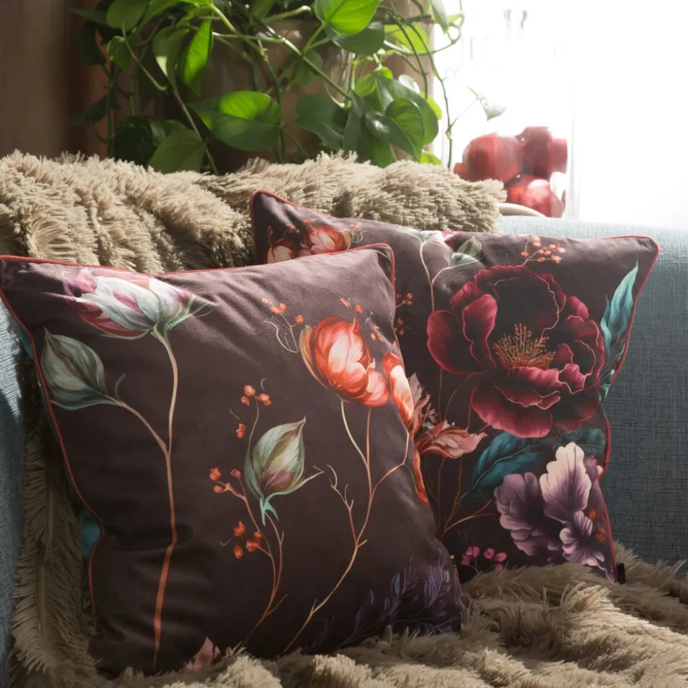 Poszewka VELVET/130 45x45 ciemne kwiaty