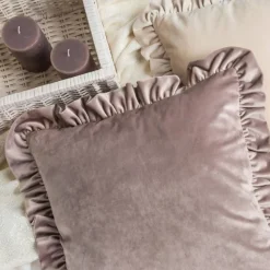 Poszewka VELVET 45x45 falbana srebrna