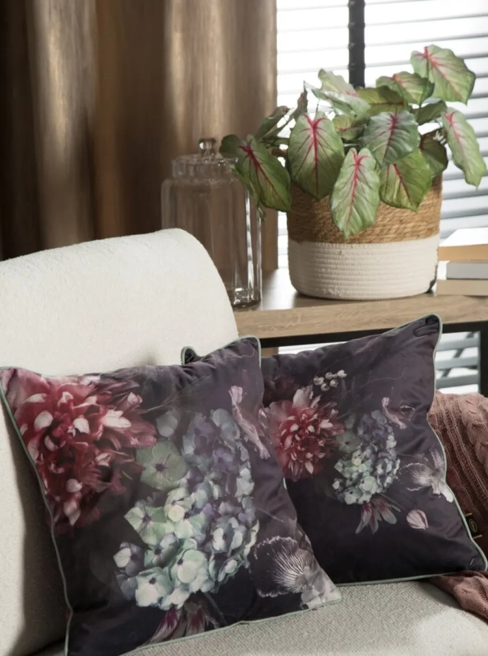 Poszewka VELVET/137 45x45 kwiaty