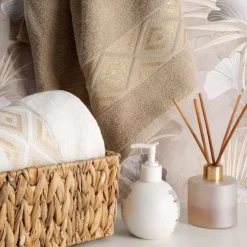 Ręcznik z błyszczącą nicią AZARI 70x140 krem