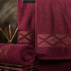 Ręcznik z błyszczącą nicią AZARI 50x90 bordo * EUROFIRANY B.B. Choczyńscy Sp.J. Outlet