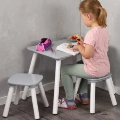 Stolik dziecięcy z 2 krzesełkami szary - zestaw dla dzieci do zabawy i nauki * Kesper Outlet