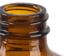 Szklana butelka 500 ml ze spryskiwaczem bursztynowa * BERILO