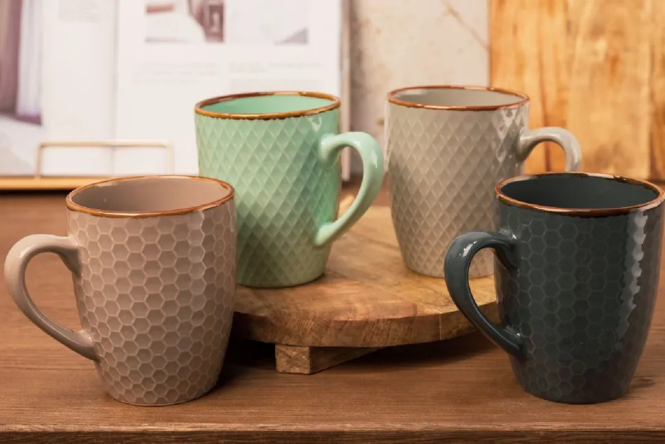 Zestaw kubków ceramicznych 4 szt 300 ml